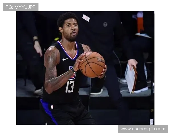 保罗乔治首节表现抢眼9分钟内砍下8分3板1断展现攻击欲望