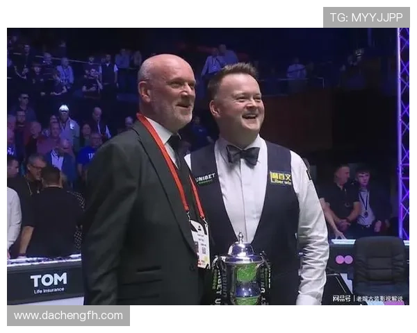 墨菲谈替补队友贡献称赞老六助攻能力出众 墨菲谈替补队友贡献称赞老六助攻能力出众