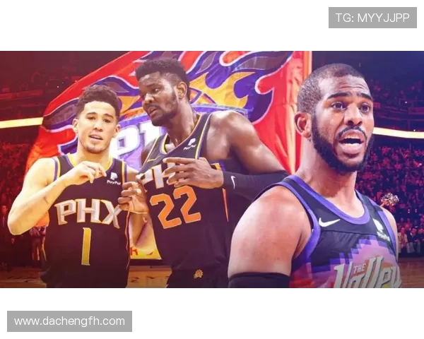 布克全力以赴砍下38分却难救主球队失利表现令人心疼 布克全力以赴砍下38分却难救主球队失利表现令人心疼